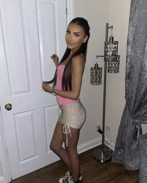 look at that body 😍😍