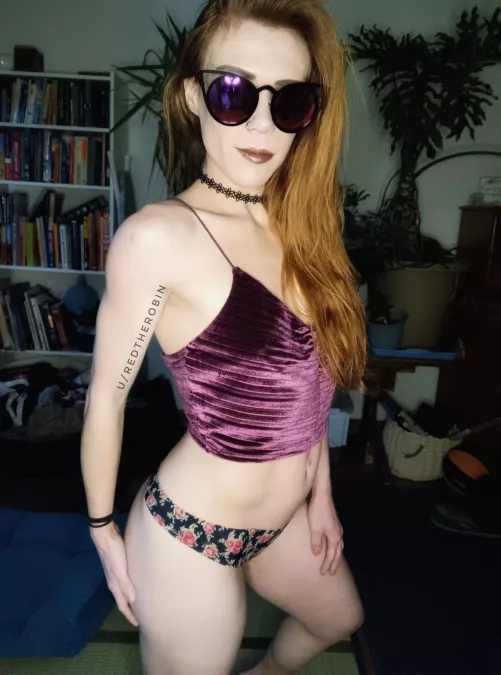 Love this purple velvet shirt (F)