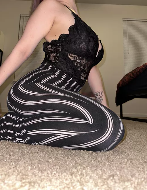 My thighs look better around your head