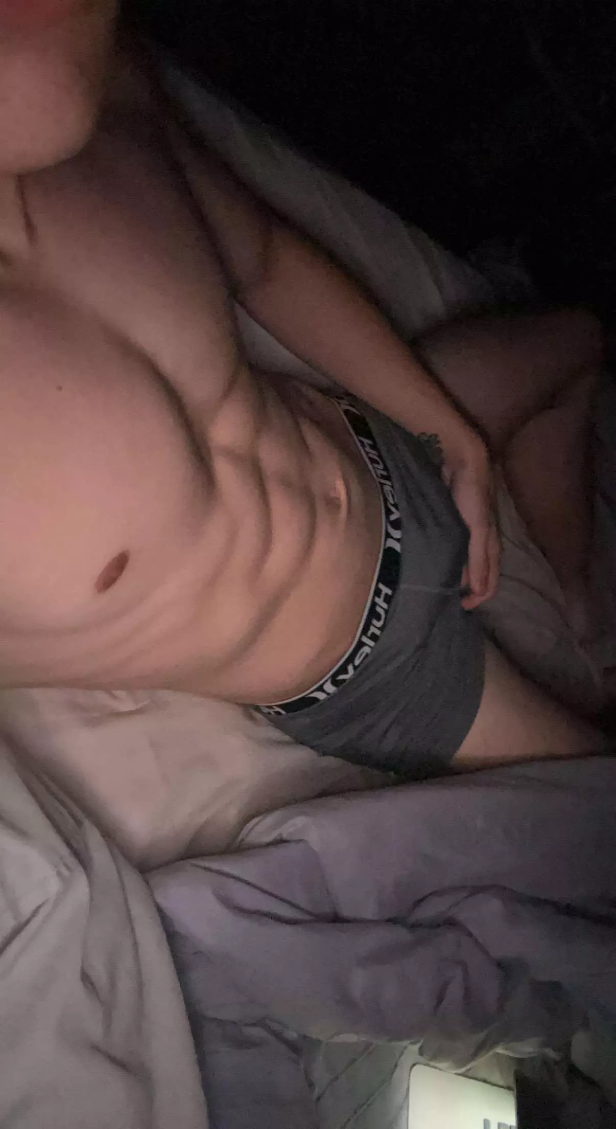 Need a submissive smooth bottom with toys