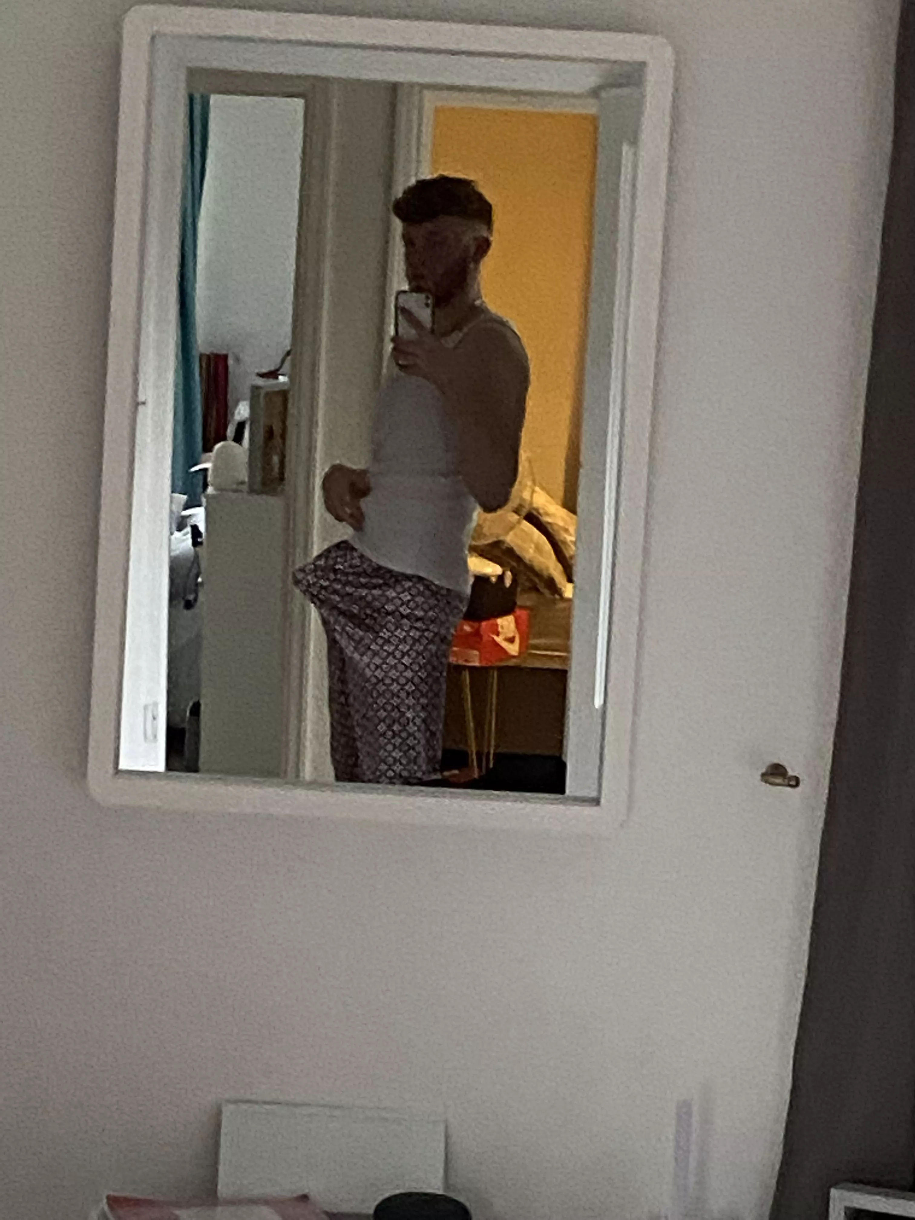 POV you see your roommate like this wyd? 18M first somewhat face reveal