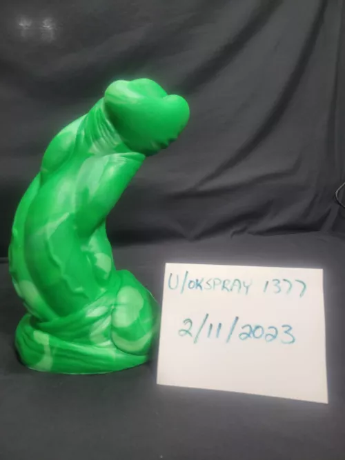 Stan (Hulk) L/M 120 shipped in the US