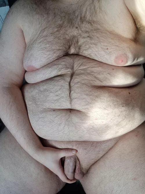 This angle is super unflattering but I'm trying to love my body more, lmk what you think?