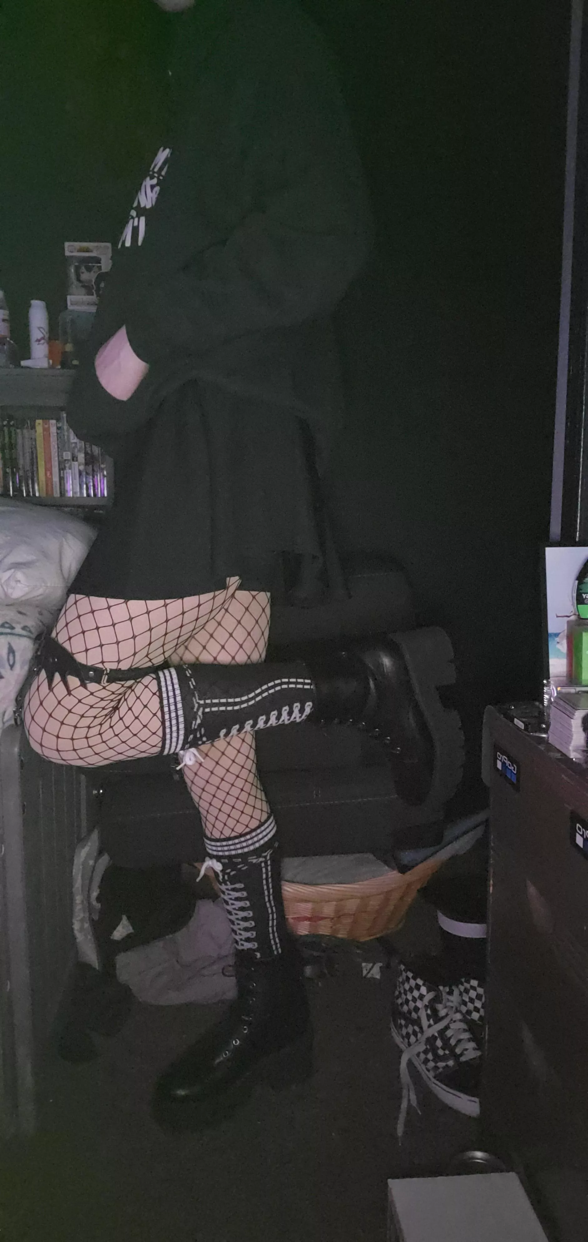 Thoughts on this outfit?