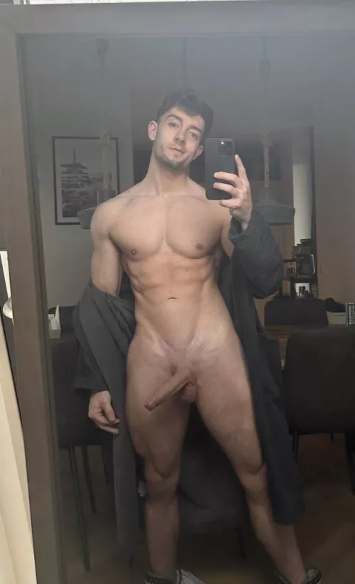 Uncut Jock showing it off (30)