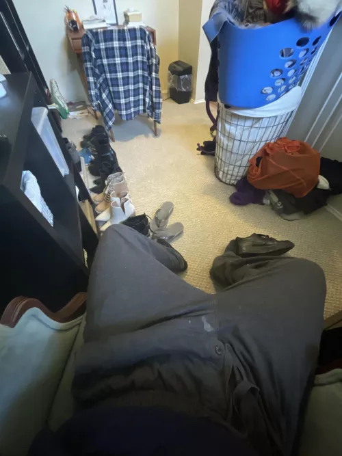 who’s gonna take it out nd play with all 8 inches of it?