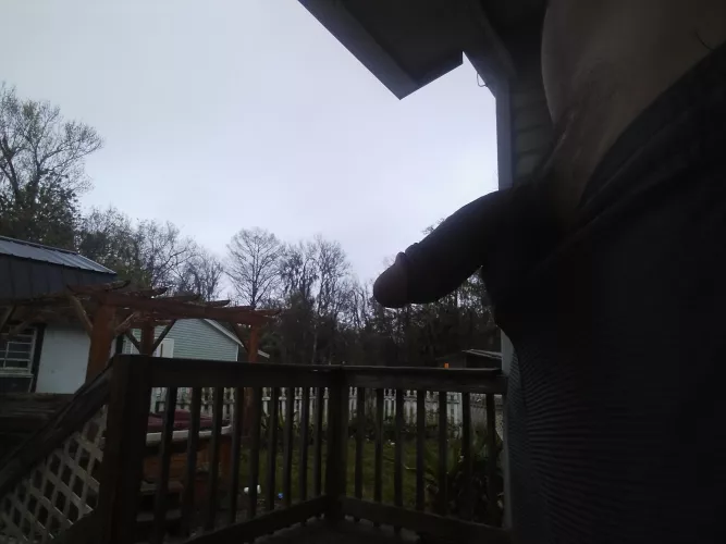 wonder if my neighbor caught me chillin this morning