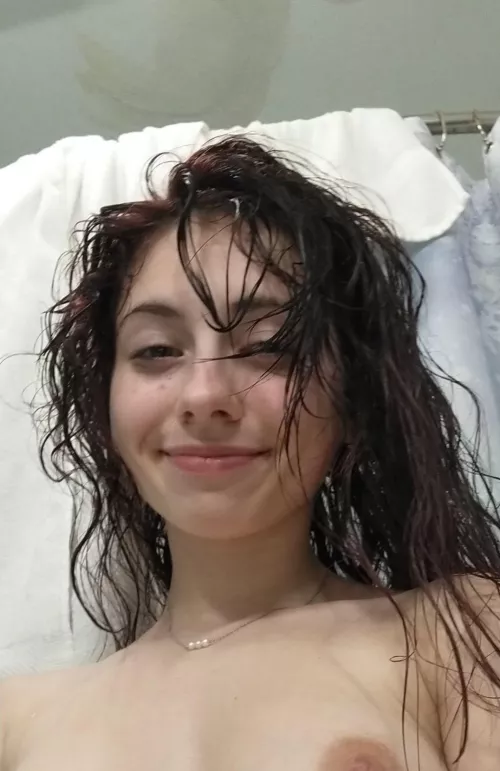 18F Feeling cute today 😘