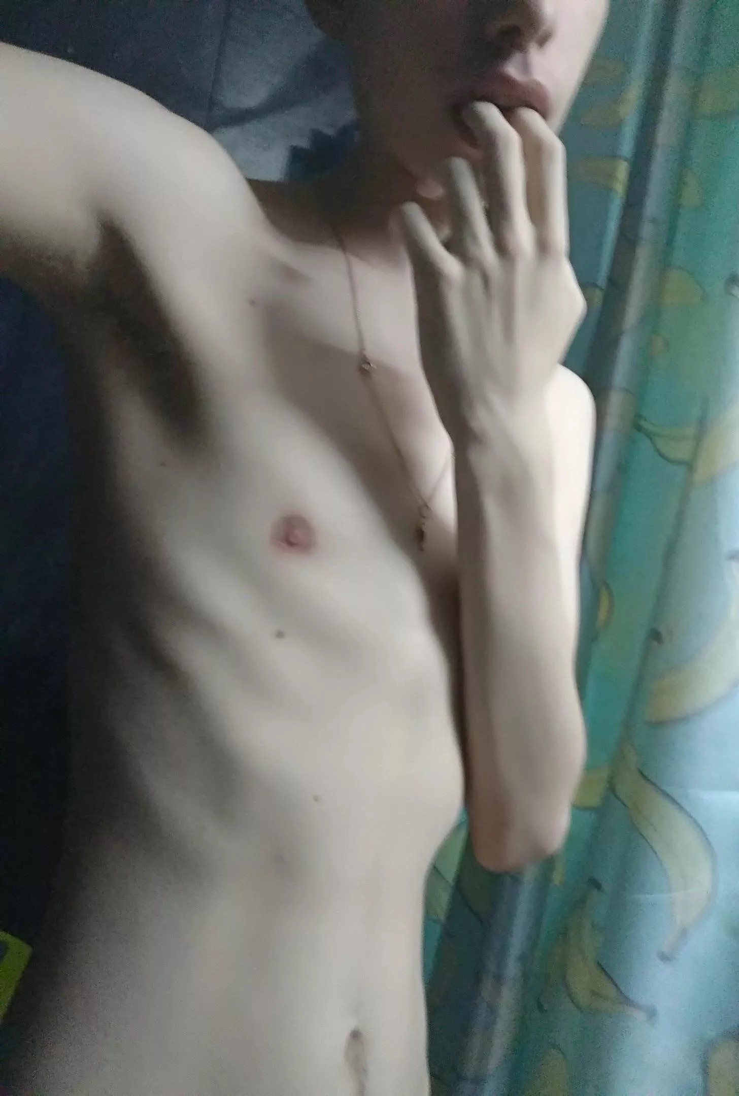 19 another photo from the bathroom, damn🥲