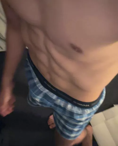 19. sc: hotabsforever add only if ur fit and send pic + live jo