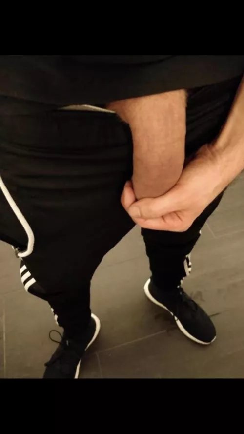 24 german dude. Let‘s jerk off. Ben_smt25