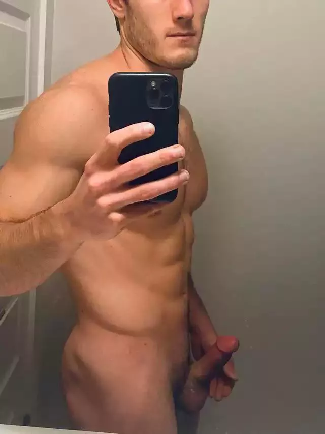 29 for muscle masculine bottoms. Snap:a570990 send red and purple with add