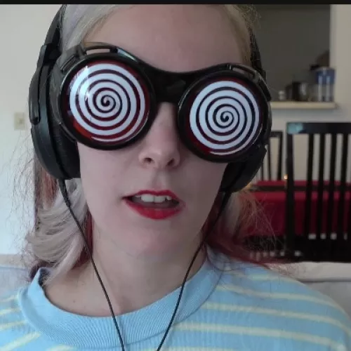 Alesha control by the glasses