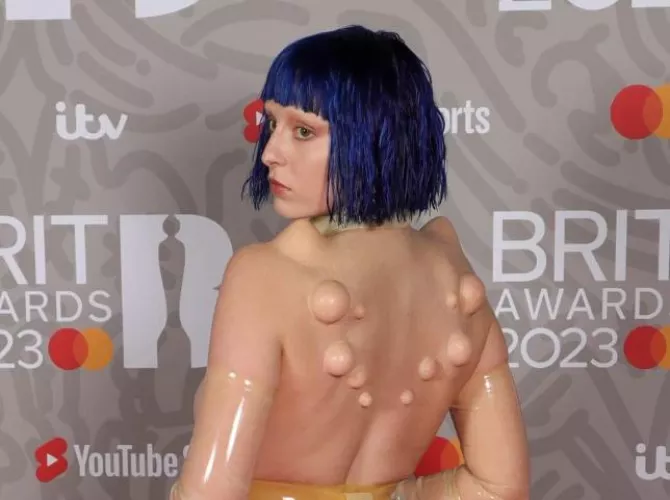 Ashnikko at the Brits