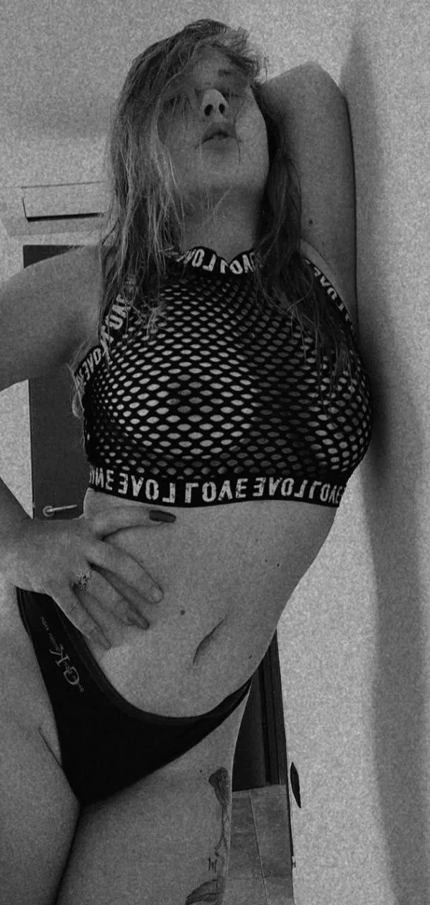 I promise to be a good little slut!!