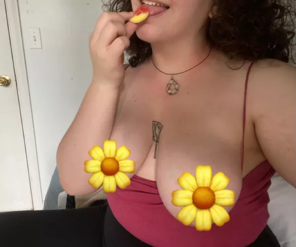 I’m good with my mouth 🍬💕