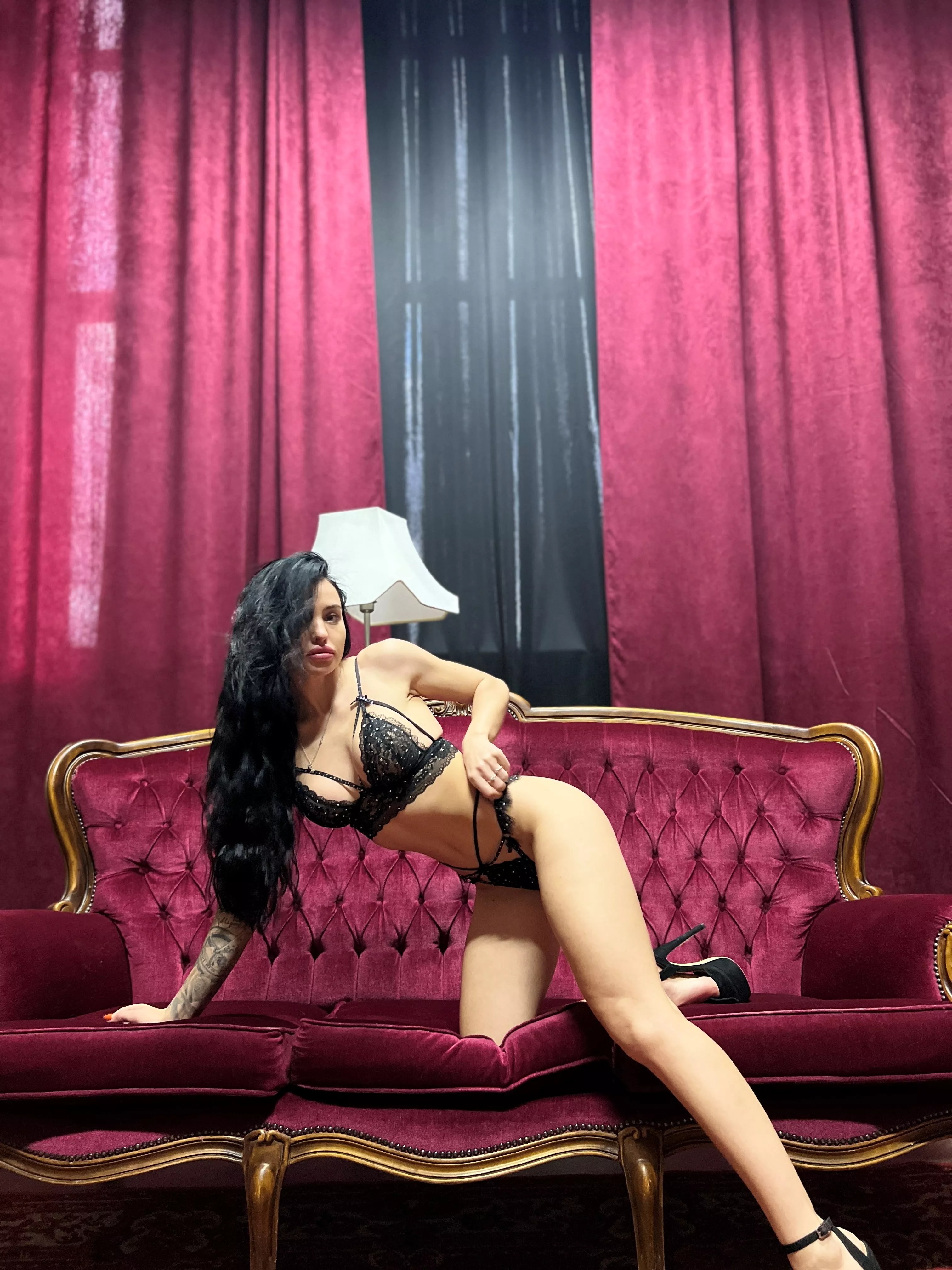 I'm very wet and horny today..