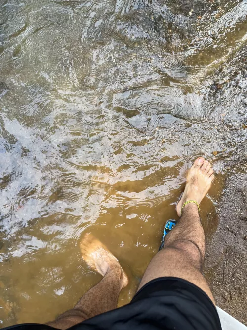 Like an otter in the water 🦦