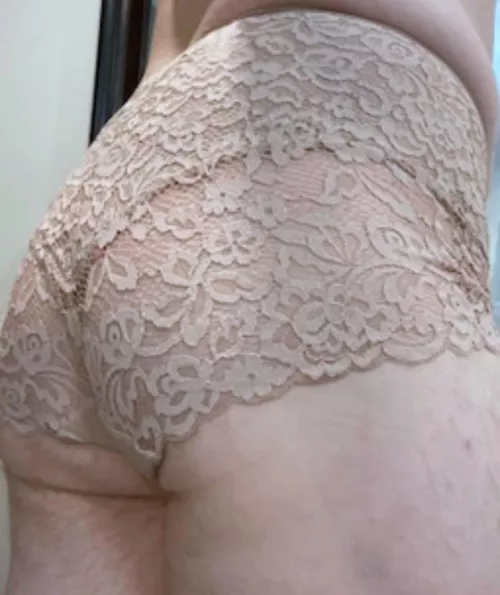 Maybe not flashy but they feel very feminine