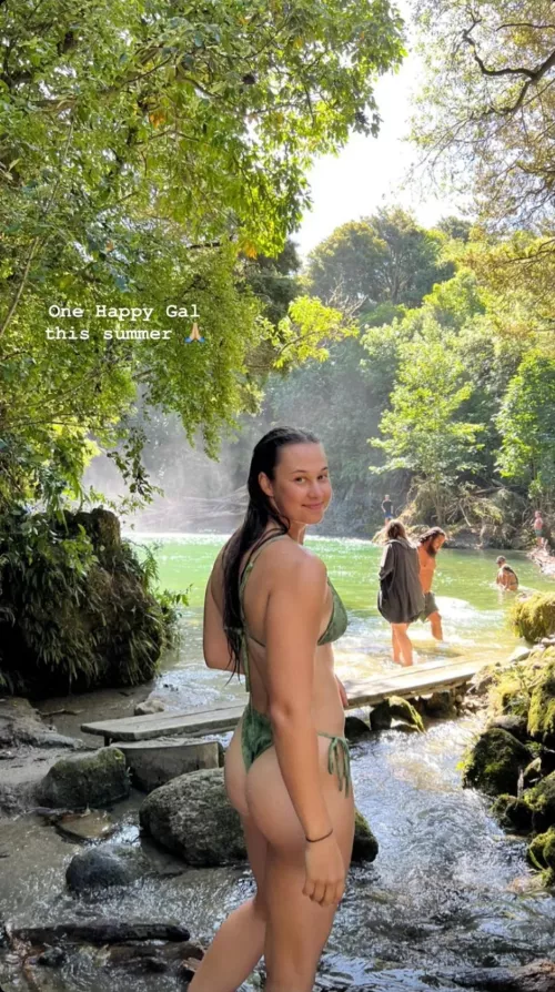 Olivia McTaggart - Kiwi Pole Vaulter