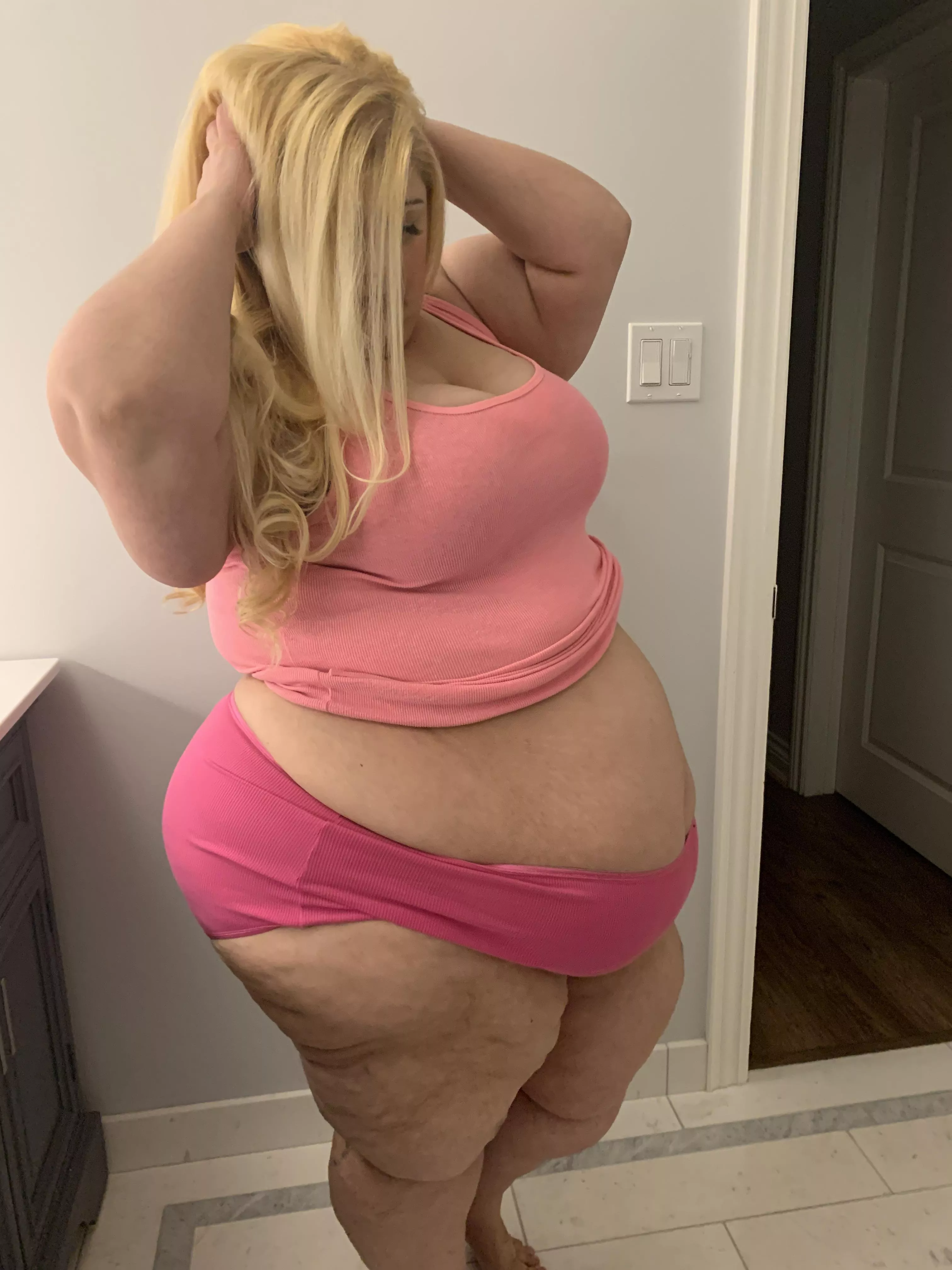 Pink 💋🫦 my favourite colour