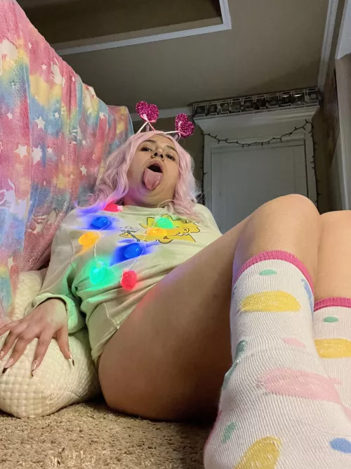 Such a dirty lil slut