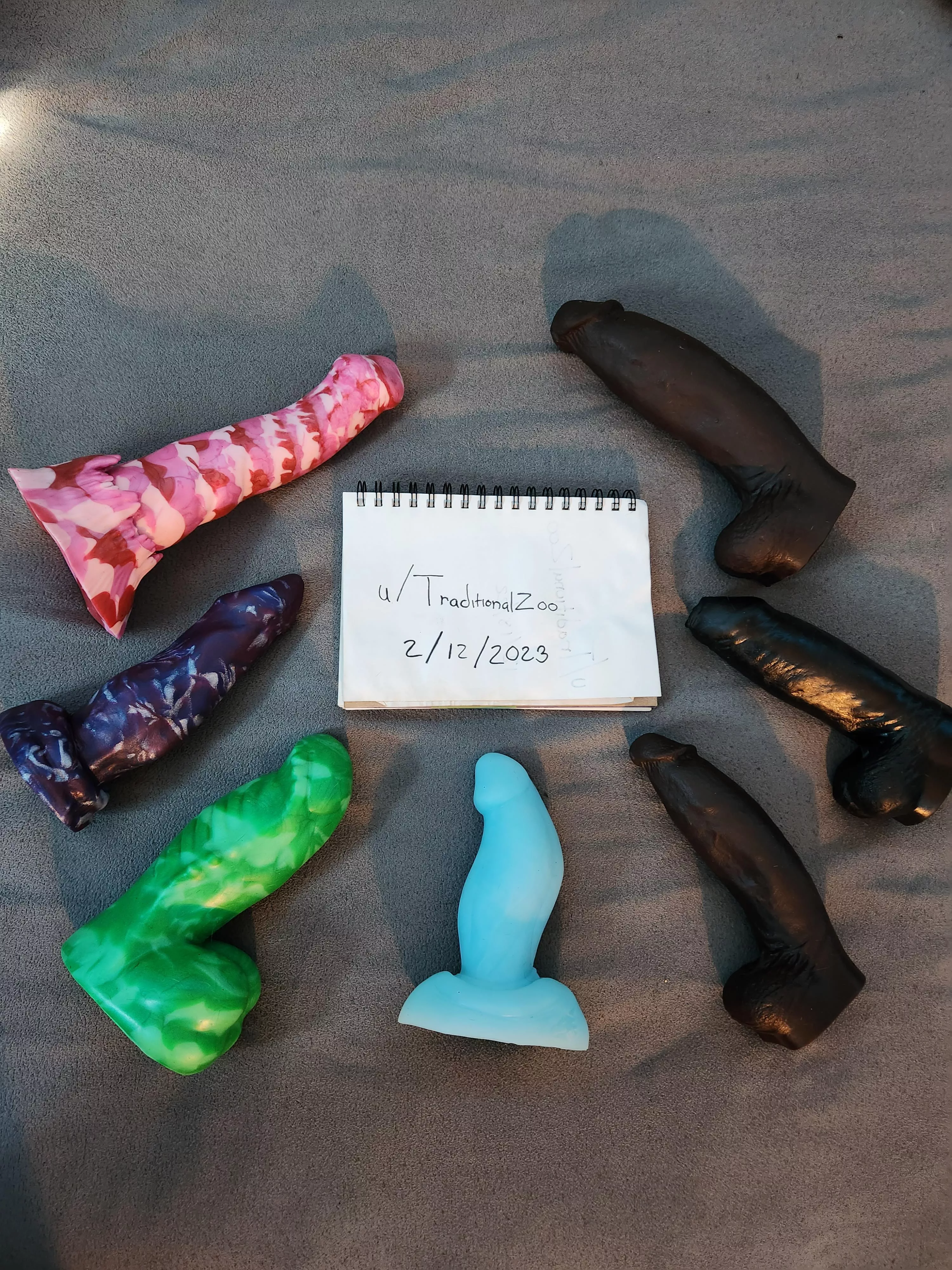 WTS [US] BadDragon & MrHankeys lot