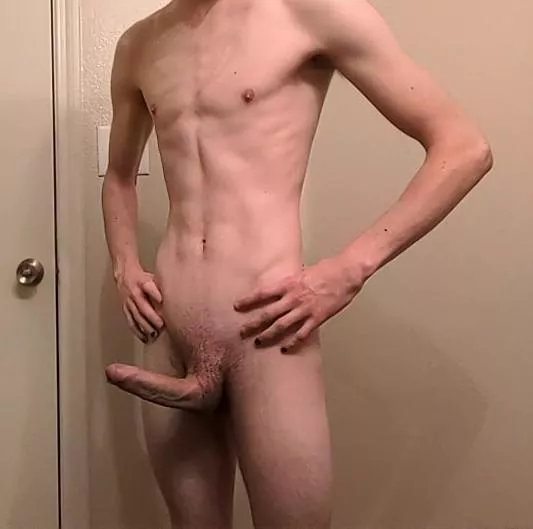 Y'all like my skinny body?