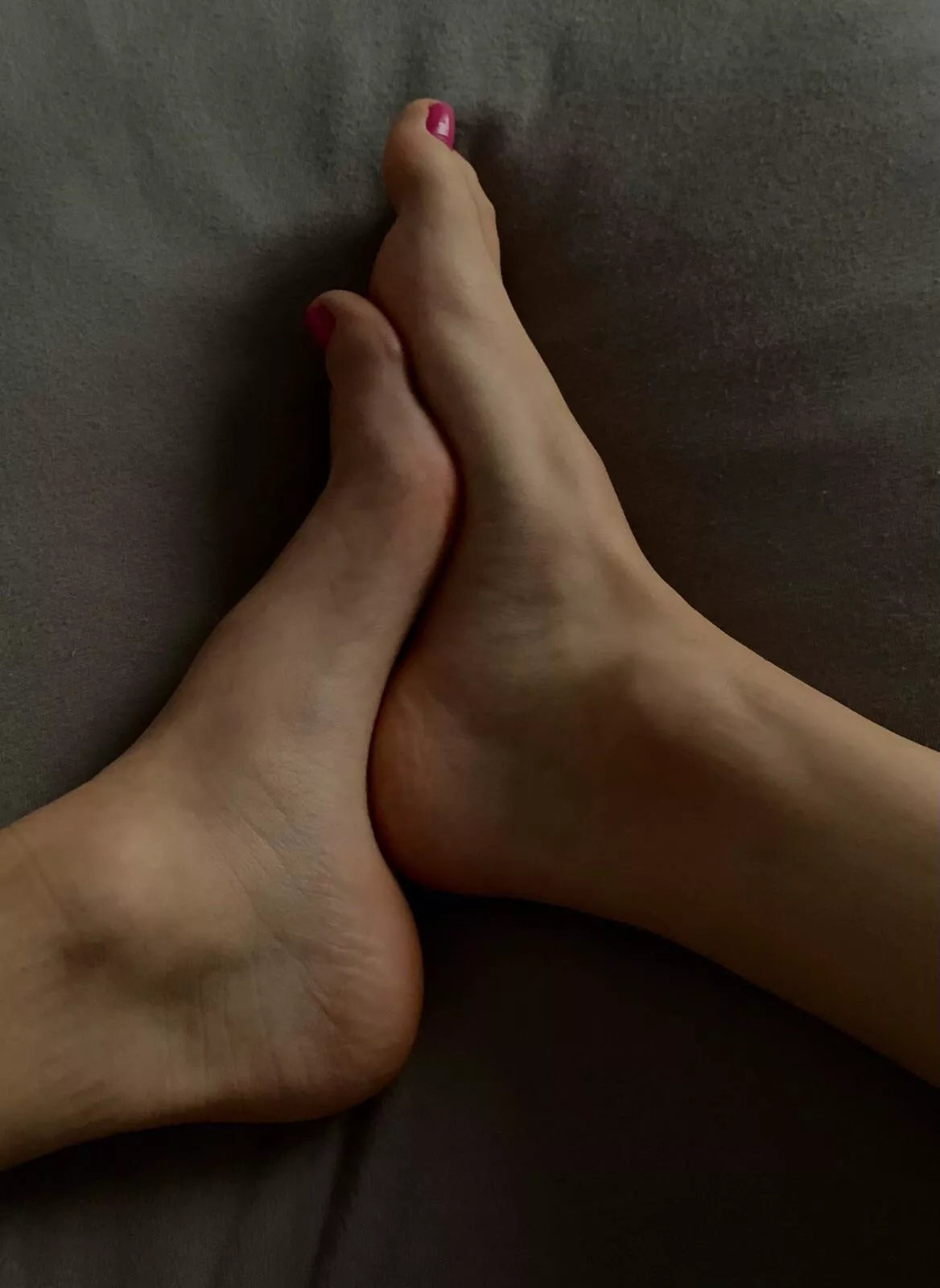 You got 2 minutes with my feet…what would you do?😈