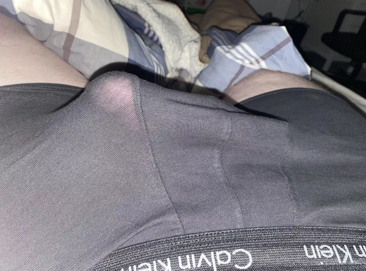 [19] yo. Like my bulge?