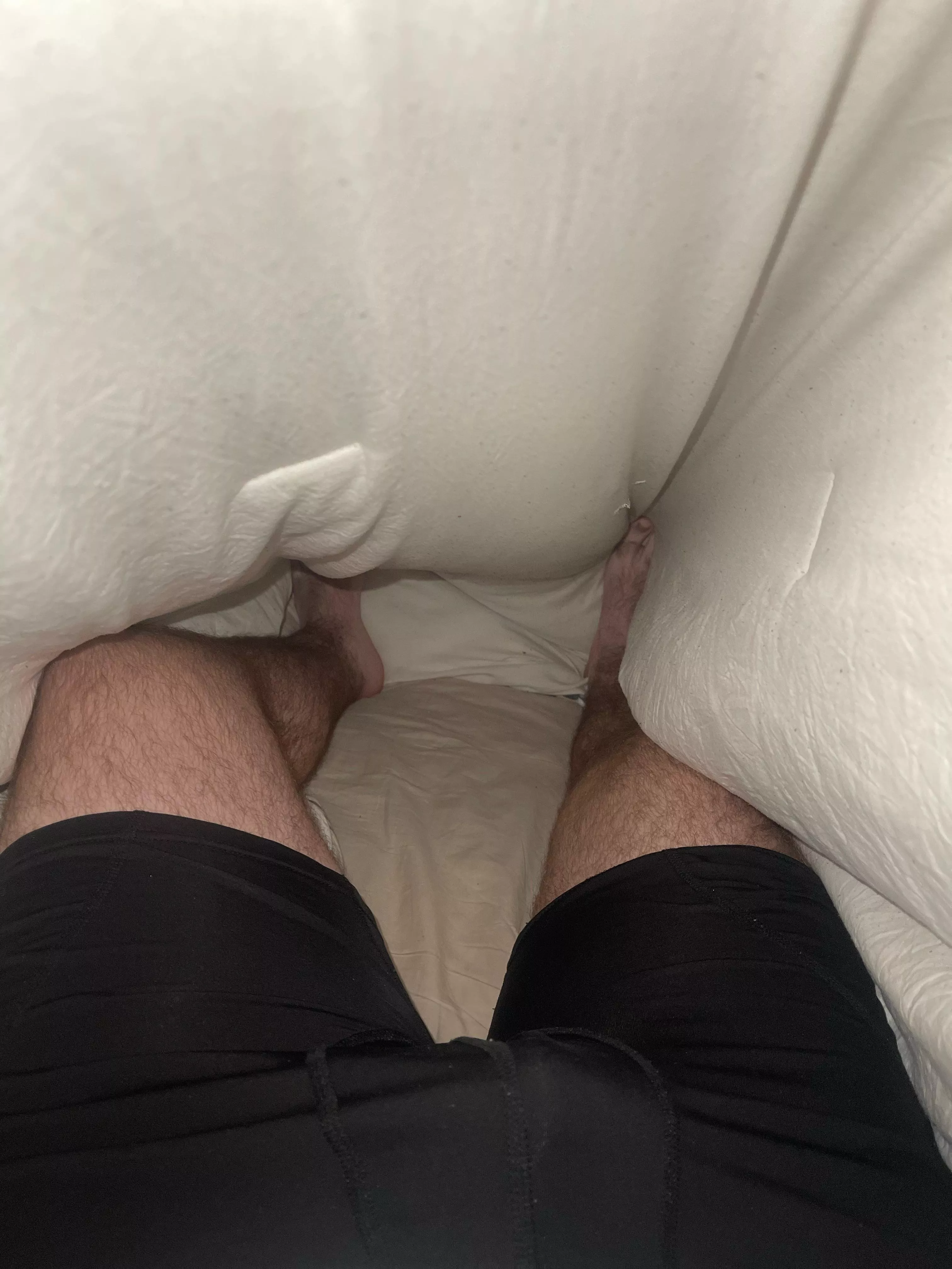 19m straight from us lookin for hot jocks with nice legs to compare or jerk with add my snap brenude3 send some vids