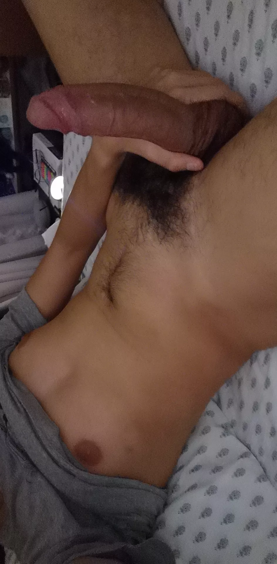 22 Colombian hmu sluts @sebg1228