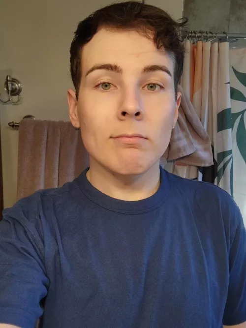 Am I a complete Uggo? 2 years of being single and getting almost no attention on apps has gotten me feeling like I'm ugly.