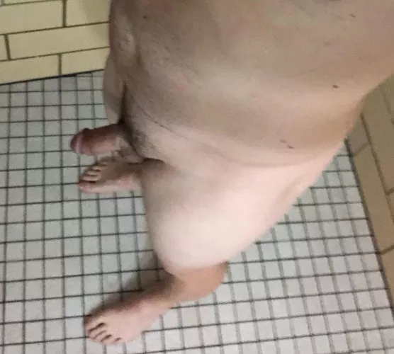 Awesome workout today!! Now shower time [M]