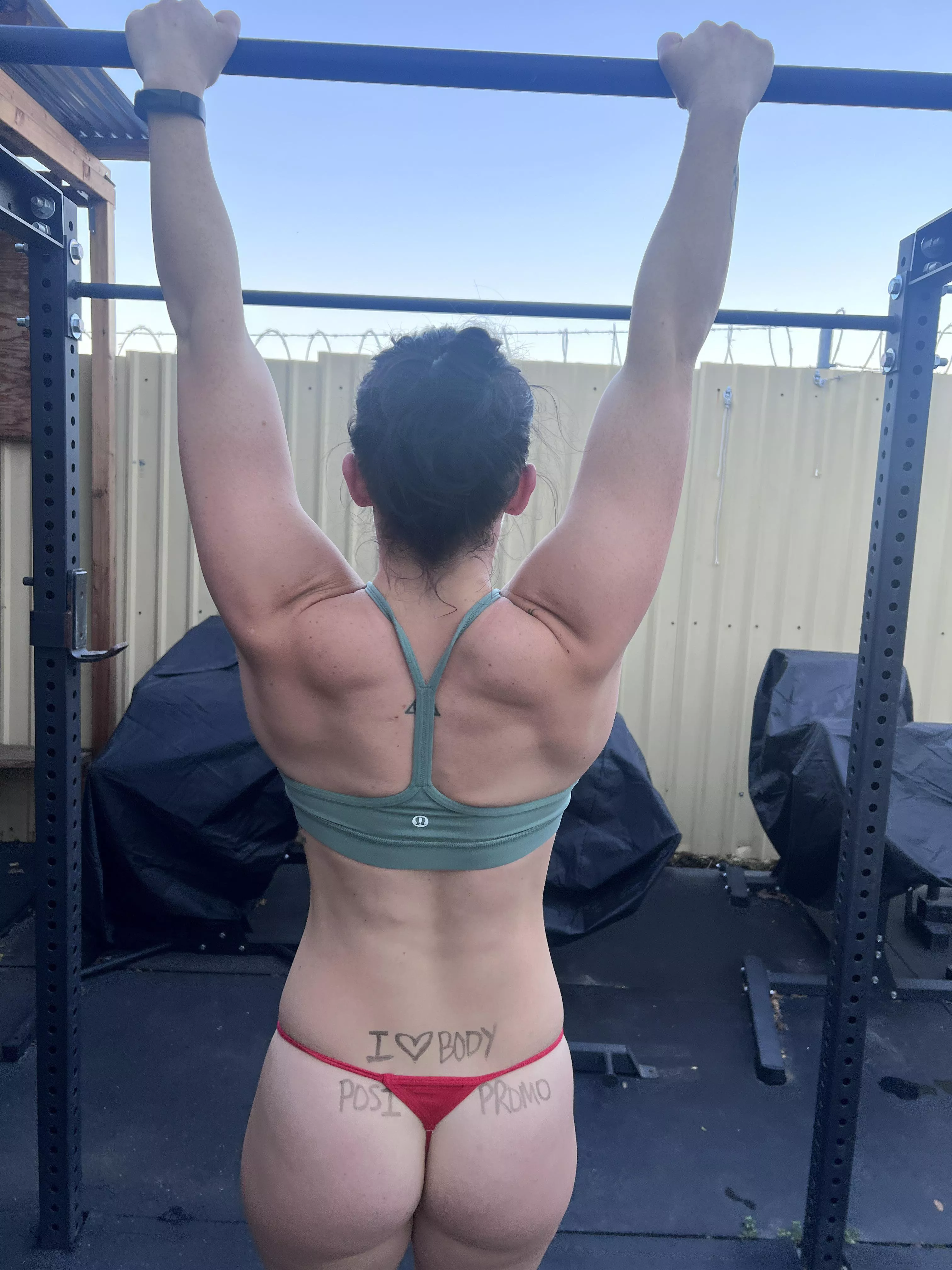 Back day [f]