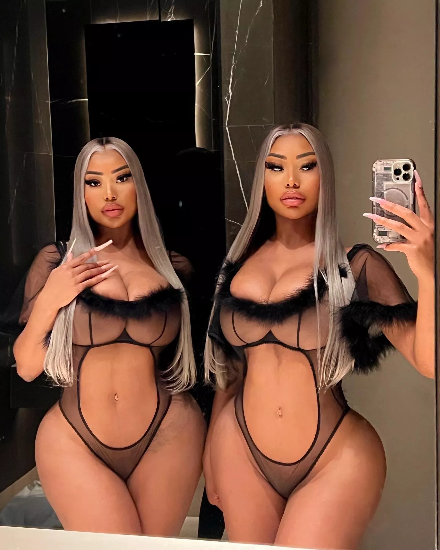 Bimbo twins