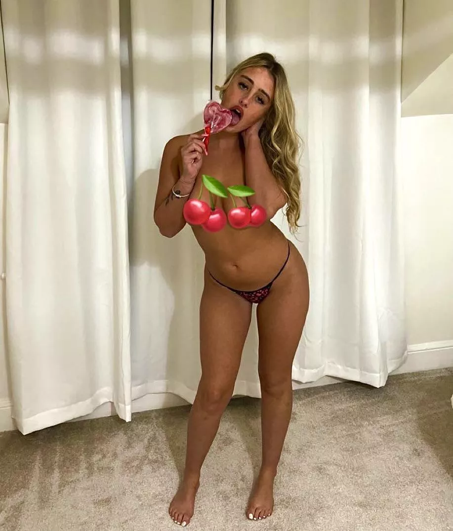 Check my profile for premium content 💋