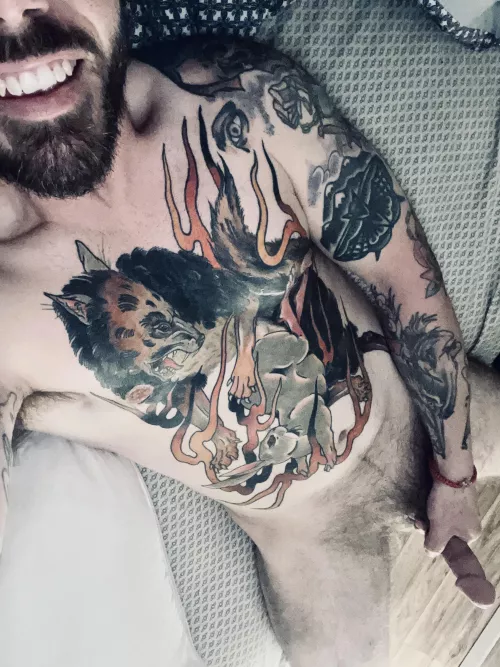 come sit on my face.