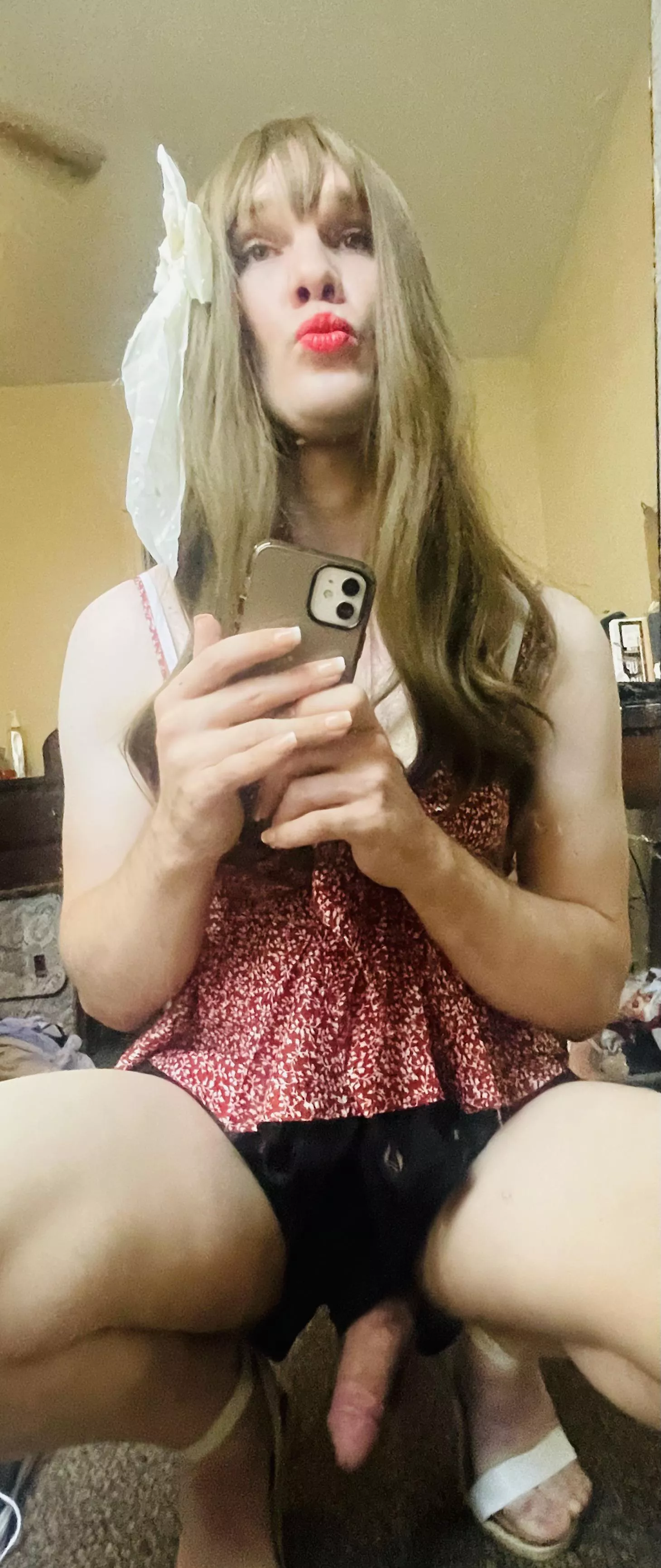 Could use a little tip right about now. 👸🏻