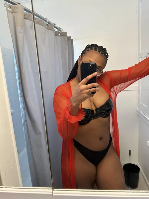 Dressed up for you massa