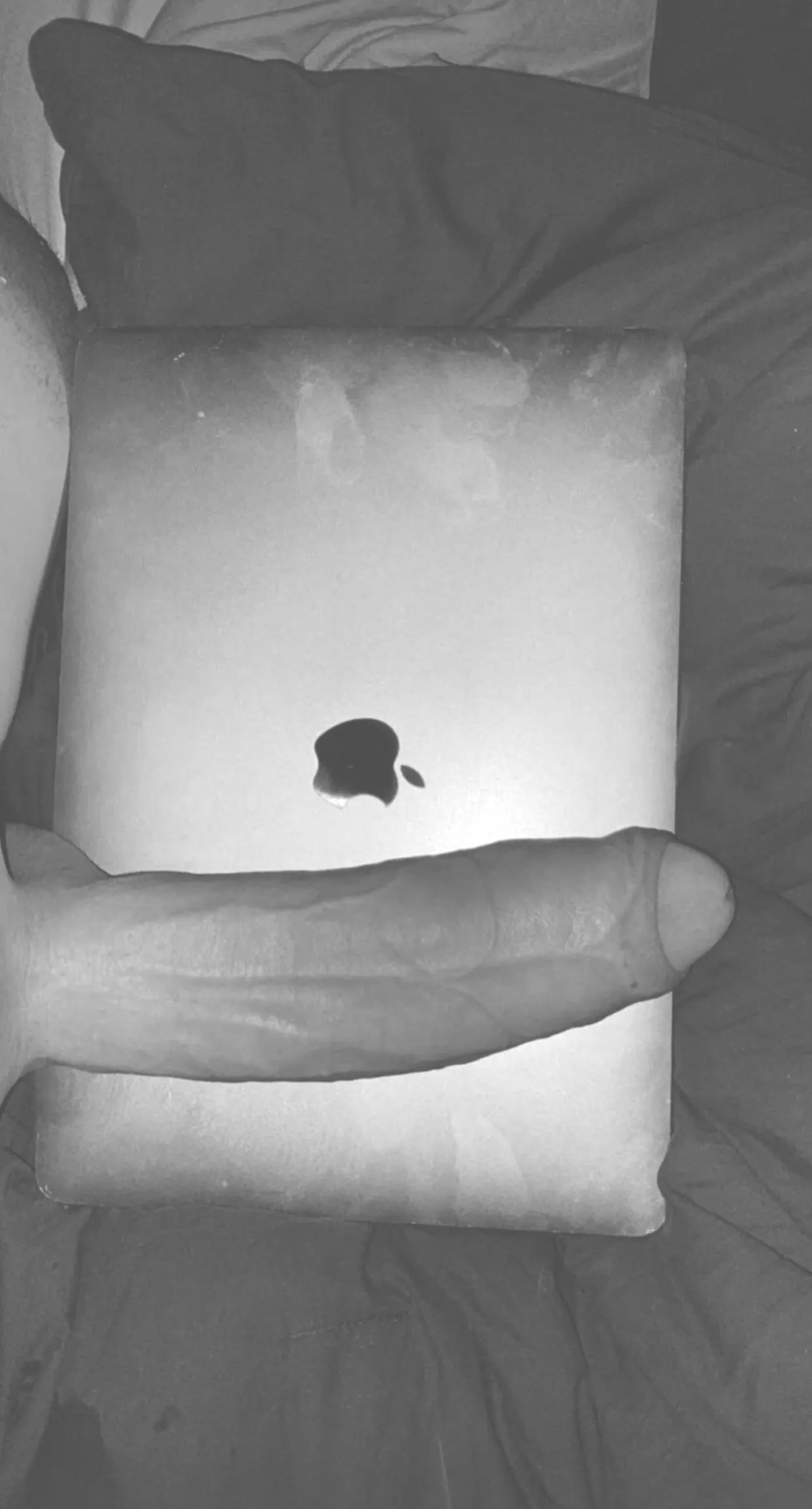 everything looks small when ur this big (18)