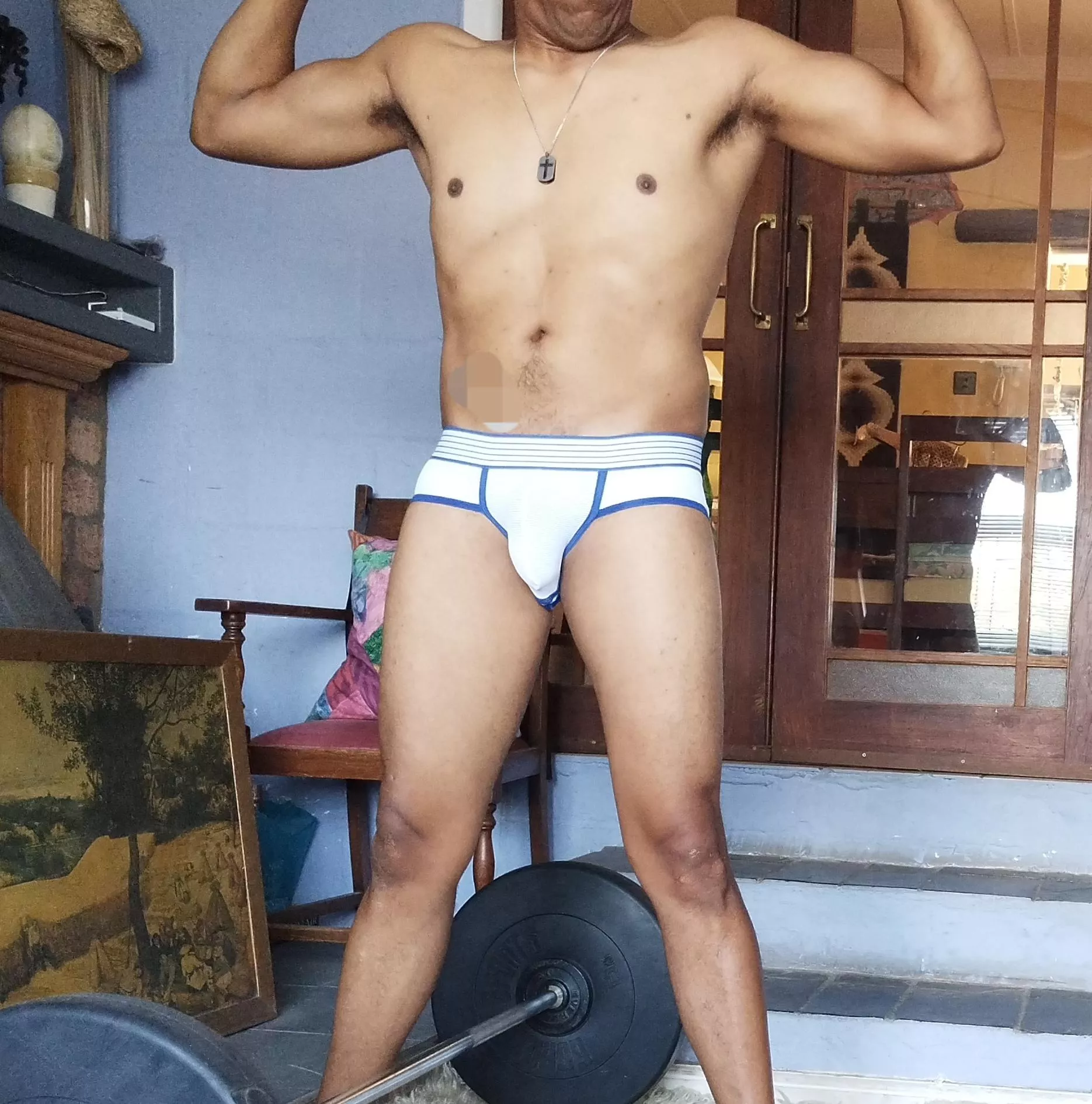 Full frontal / 6 in 1