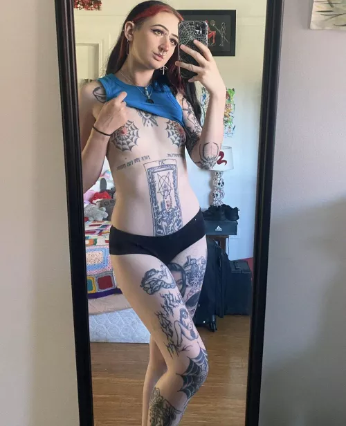 Goth pussy is the best pussy 💦