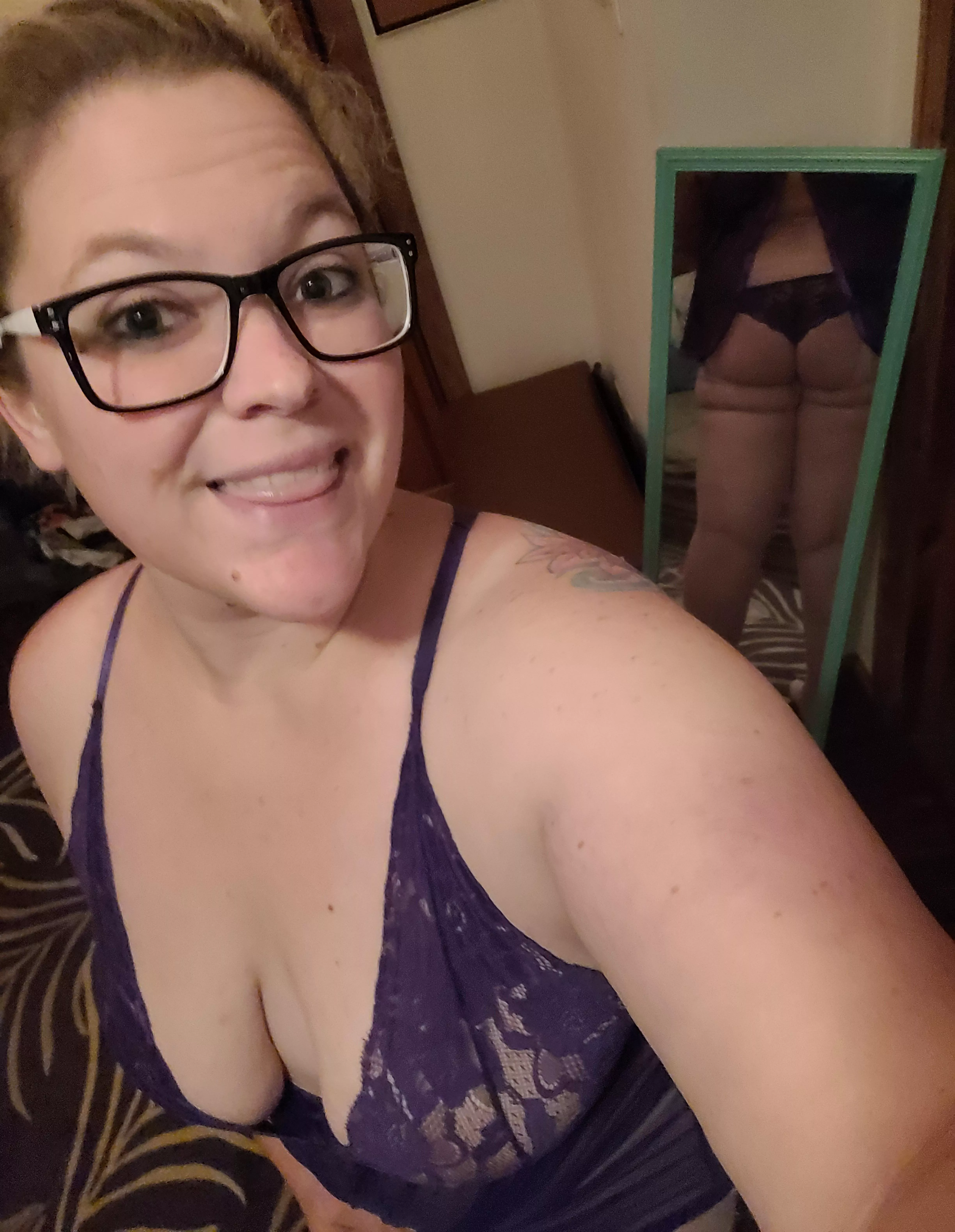 hehe from the front and the back 😉😈🤤🙈