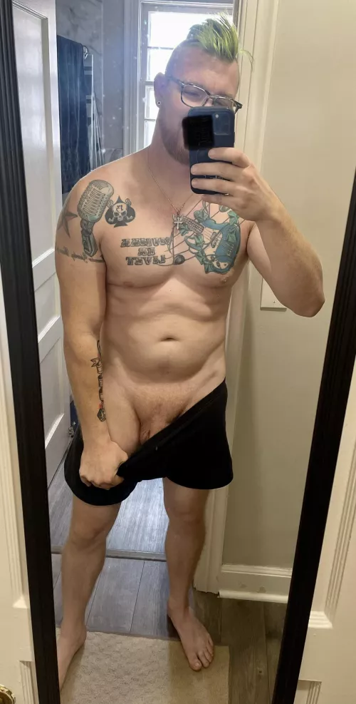 Hope everyone is doing well. To all the single people like me….I hope you have a great day!