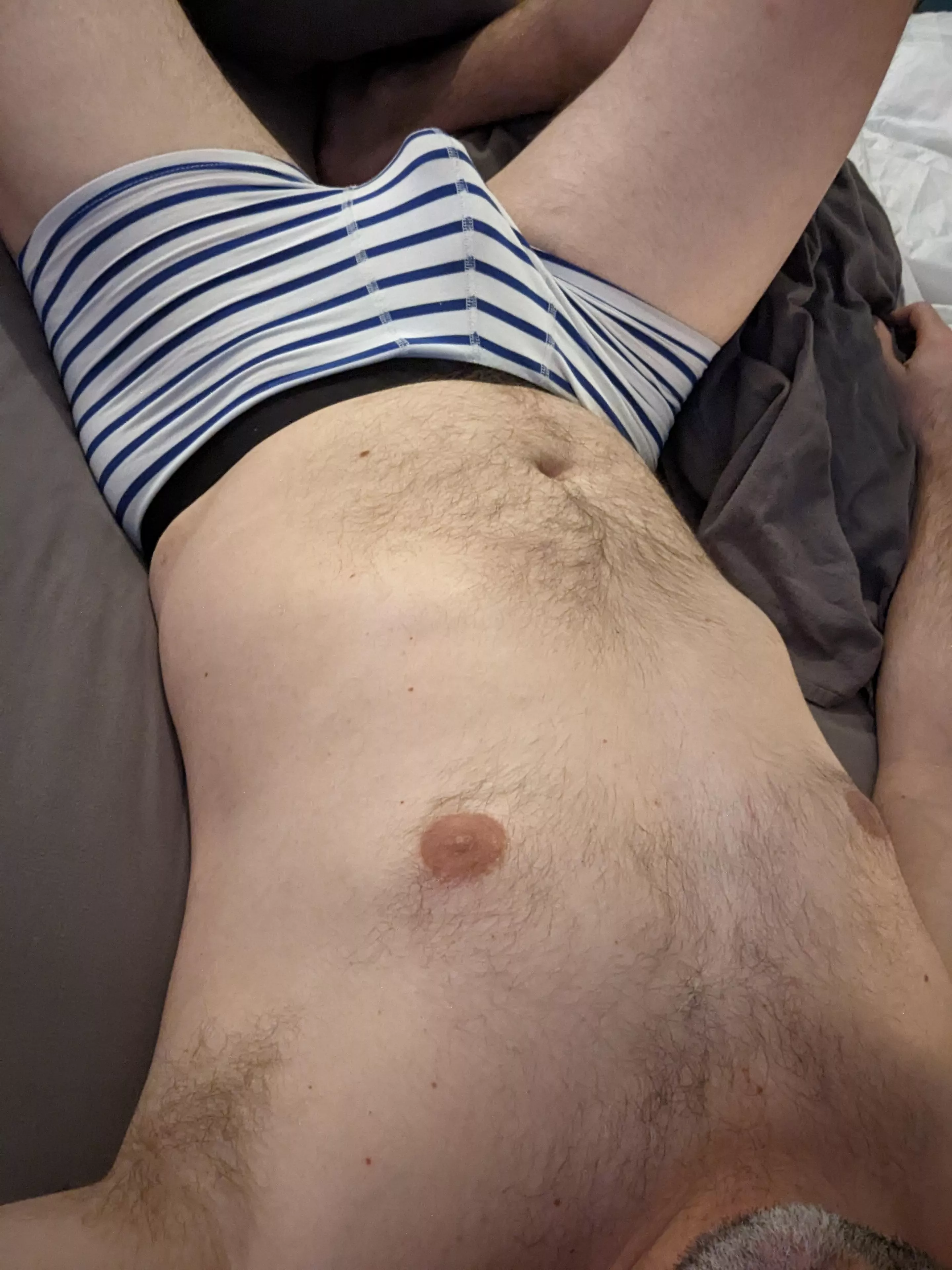 horizontal stripes, whaddya think?