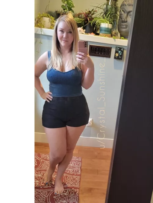 I hope you like a simpler milfie [F49]