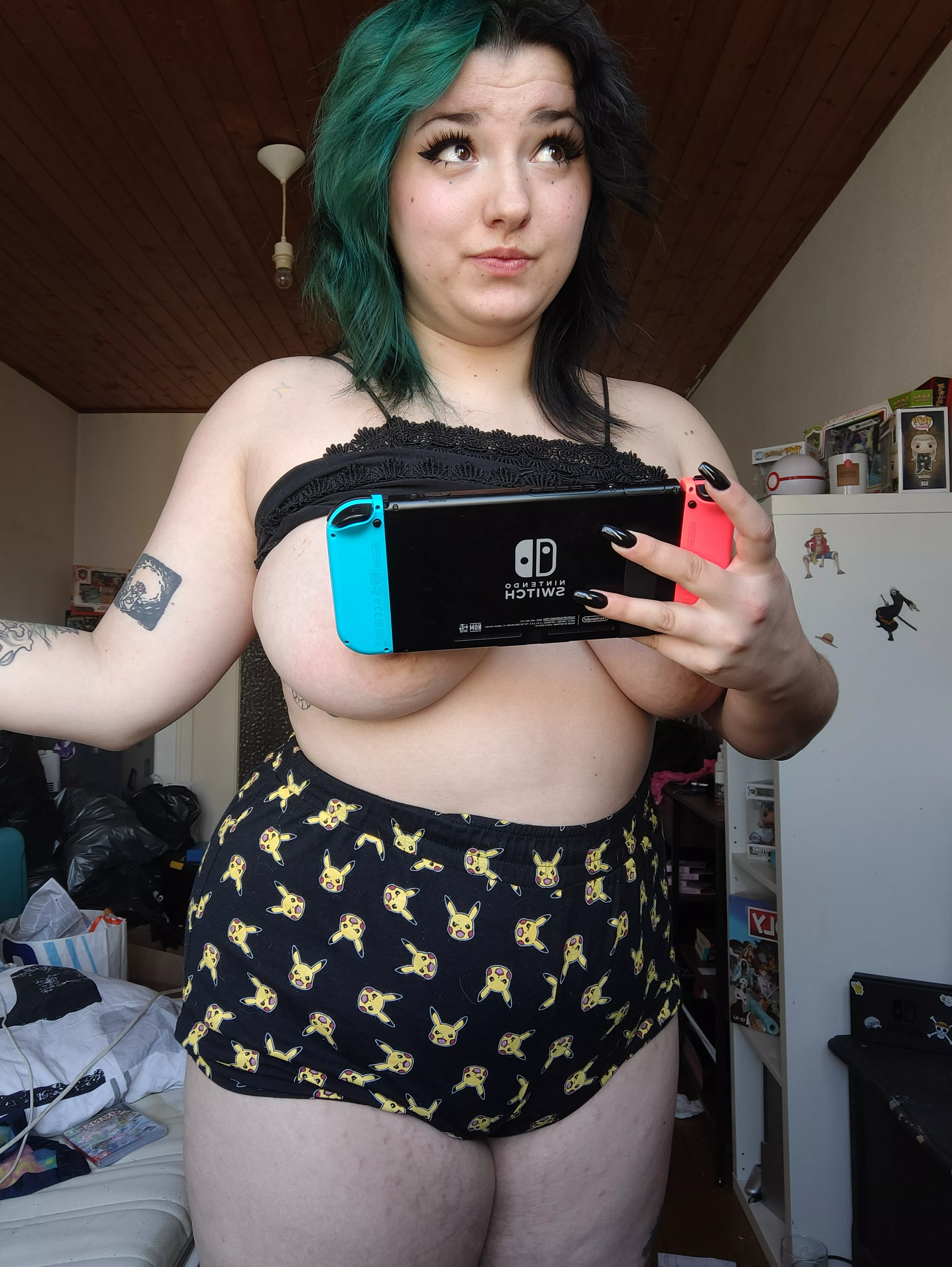 if you beat me in pokemon, I'll let you fuck me