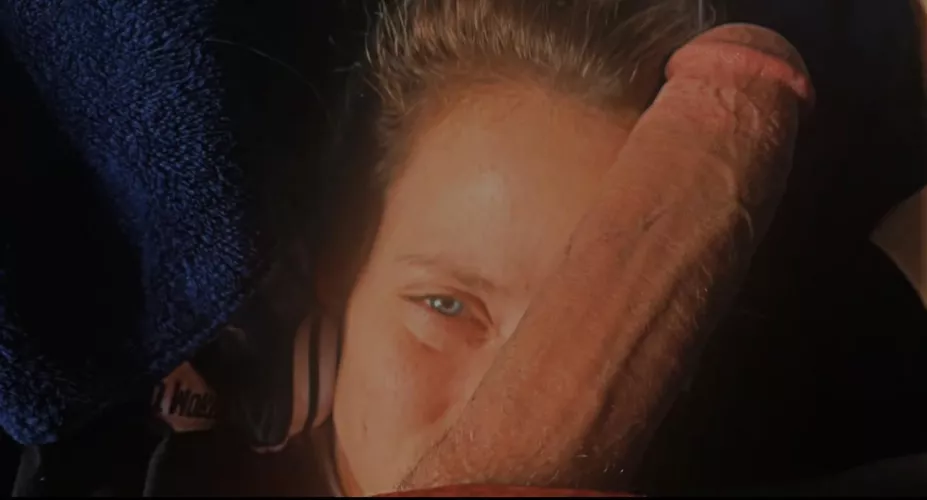 Lay that monster dick on my face