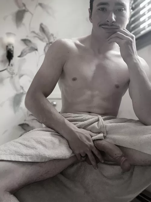 My last post gave me some more confidence. Here's a little more effort for the appreciation :)